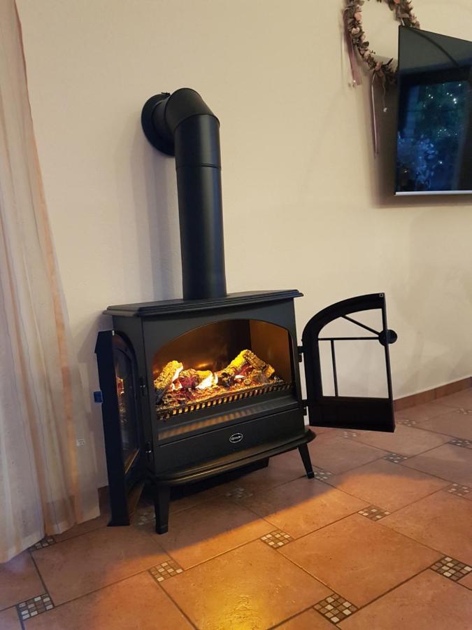 Ferienwohnung Auf Dem Eltenberg Bagian luar foto
