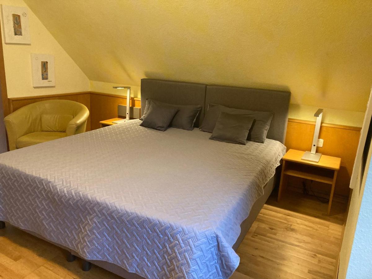 Ferienwohnung Auf Dem Eltenberg Bagian luar foto
